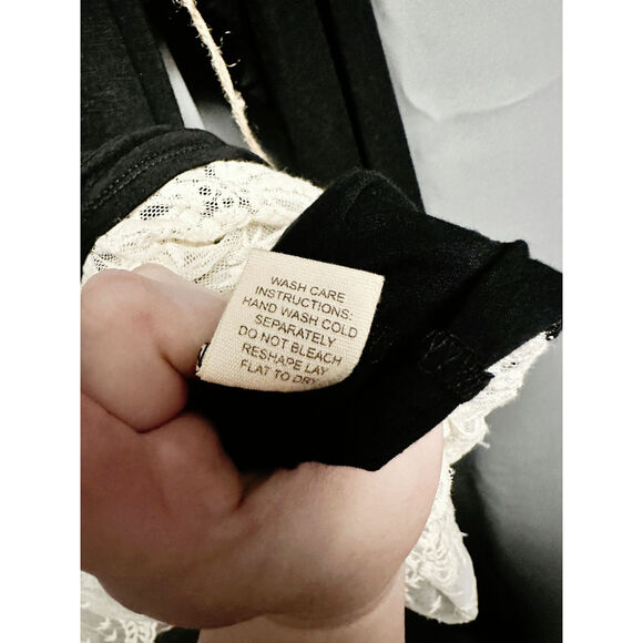 Plus Size 2X Black Stretchy Paper + Tee Lace Hem Top Shirt Soft Curvy Fit - Picture 8 of 10